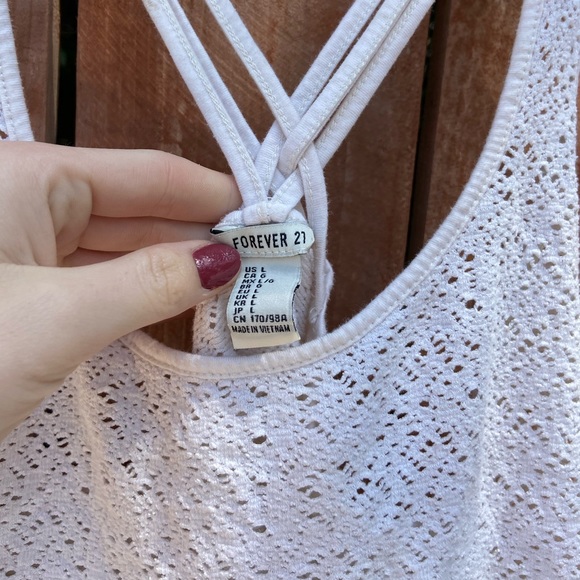 *SOLD*Forever 21 Off-White Criss Cross Crop Tank - Picture 3 of 3